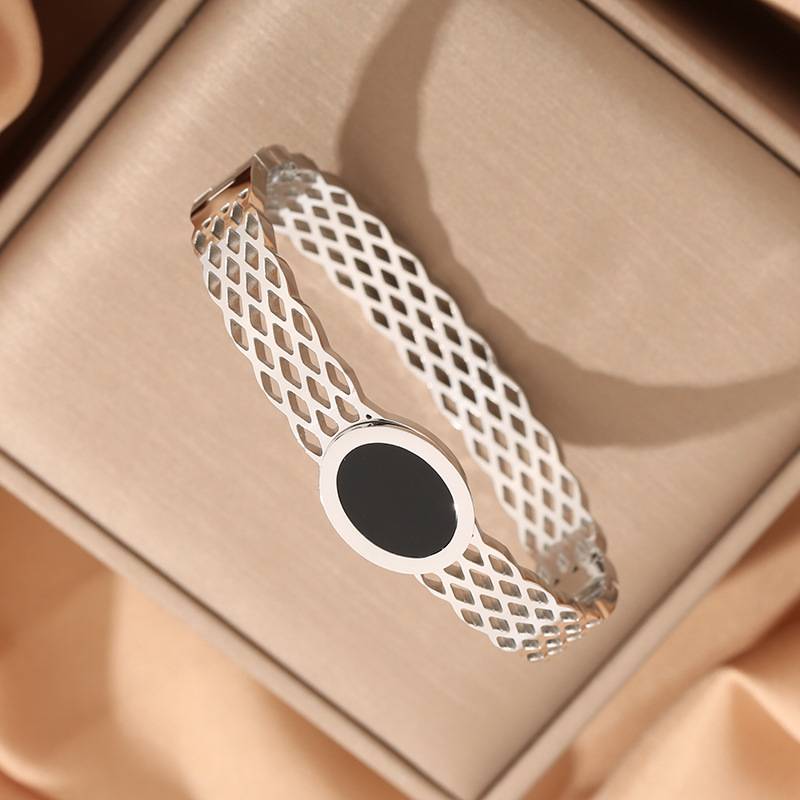 Enamel Oval Charm Bangle Bracelet : EnamelOvalCharmBangleBracelet-LT-BR-BS-09