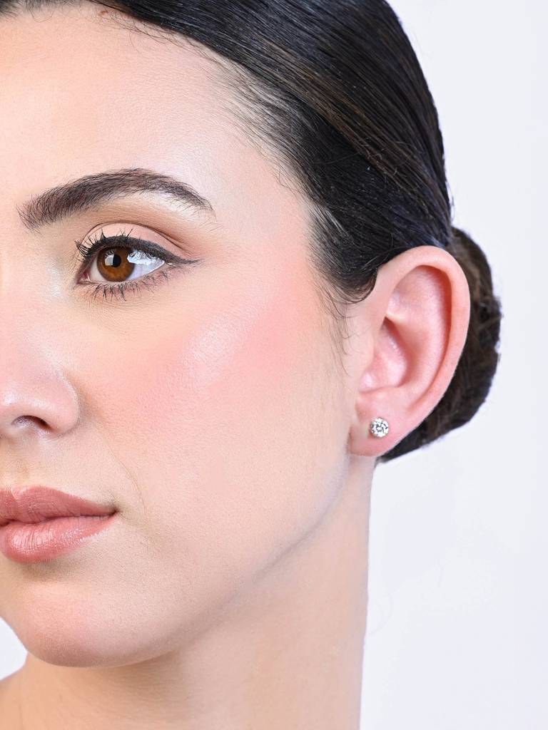 Classic Round Cz Stud Earrings : JDER2419