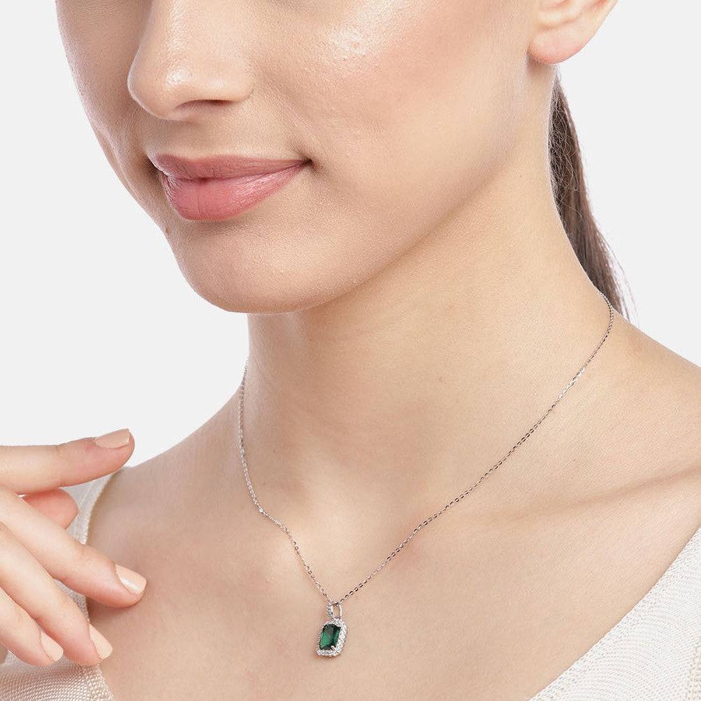 Emerald Cz 925 Sterling Silver Necklace : NL-30111