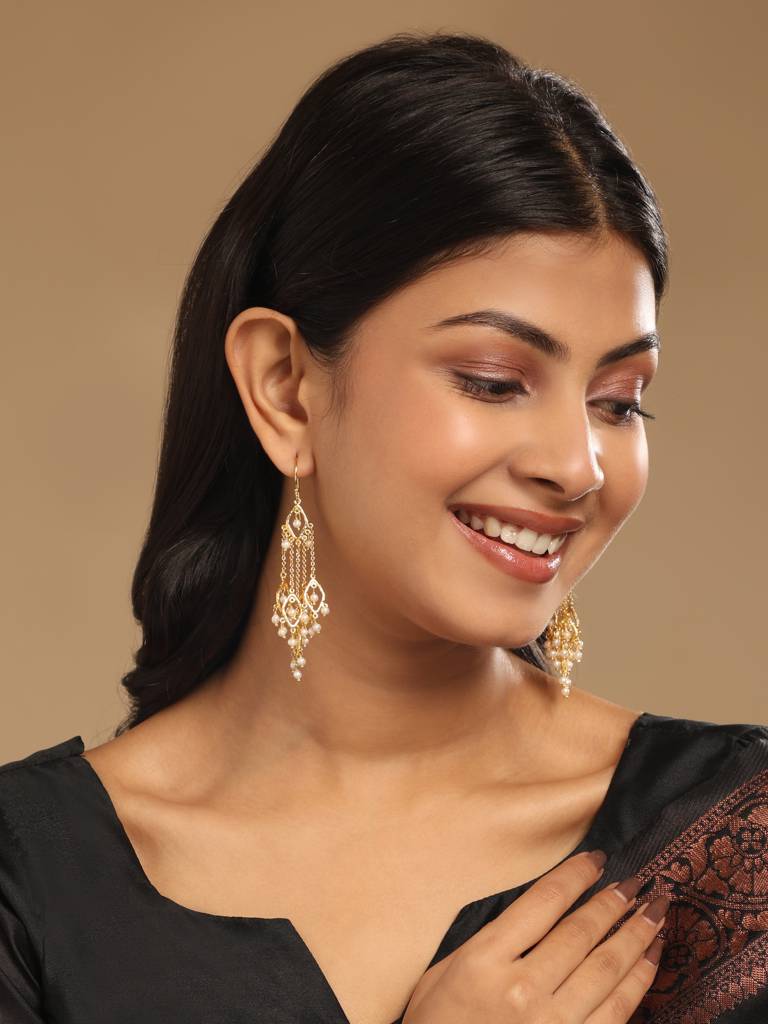 18K String Of Pearls Gold Anti Tarnish Earrings : YI24A0275E