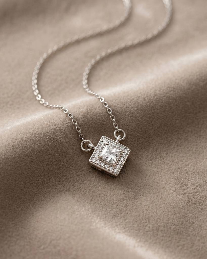 925 Silver Radiant Square Solitaire Pendant Necklace : IS-NC-PC-1182