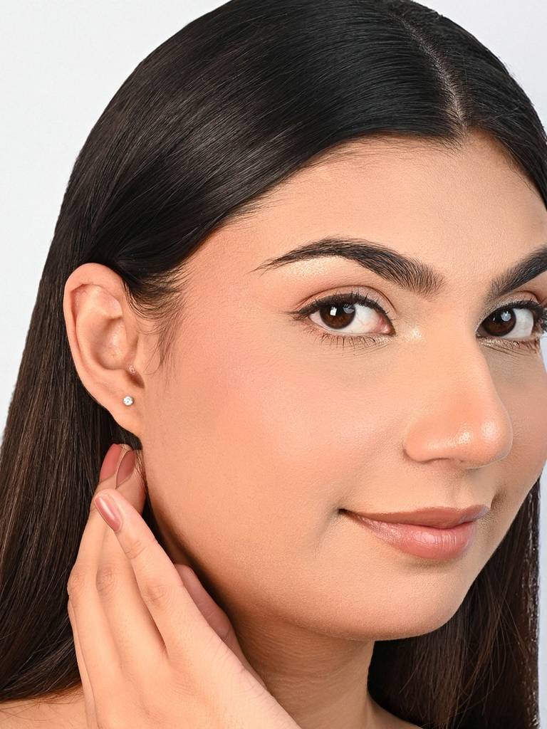 Classic Round Cz Stud Earrings : JDER2563