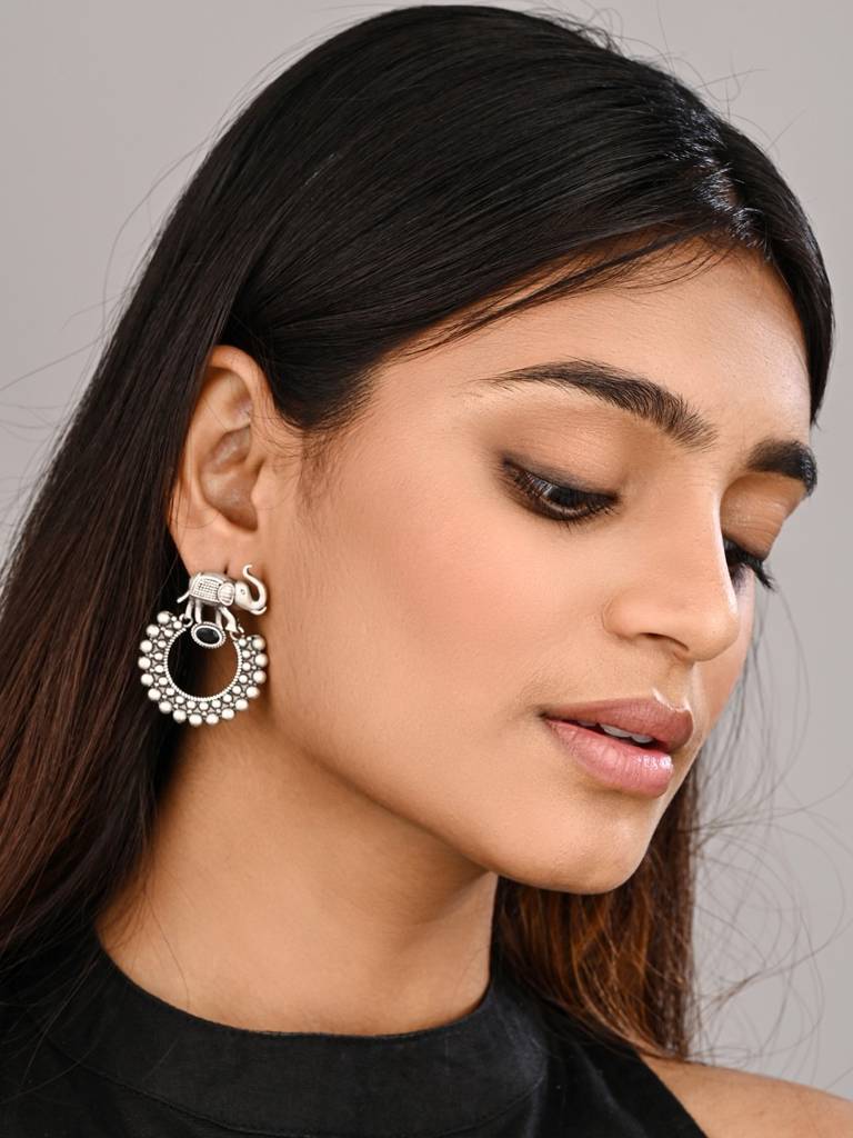 Oxidised Silver Elephant Hoop Earrings : S24JJER517SLV