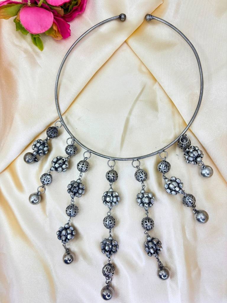 Antique Oxidised Engraved Bead Statement Boho Hasli Choker Necklace : VI26NK0106