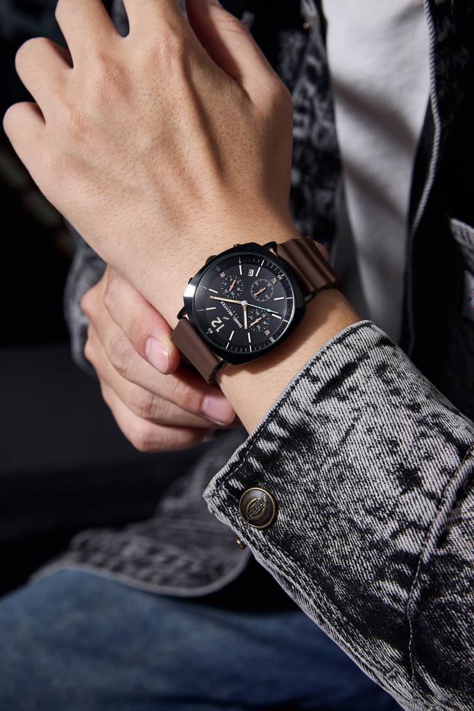 Daniel Hechter Paris Cluny Collection Multifunction Watch For Men With Round Dial, Date Display And Wavy Pattern  : DHM1019-02