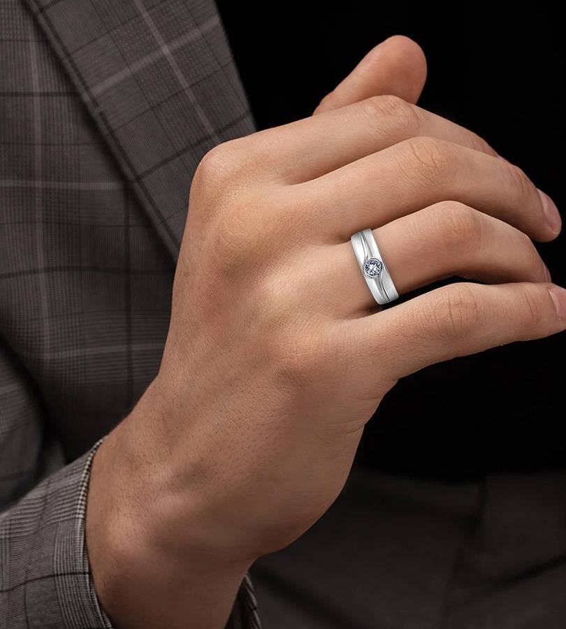 Contemporary Silver Ring : 08-SADR-9