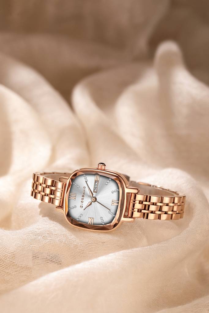 Giordano Elegant Square Rose Gold Watch For Women Â Crystal & Roman Hour Markers, Day-Date Display, Stainless  : GZ-60097-55