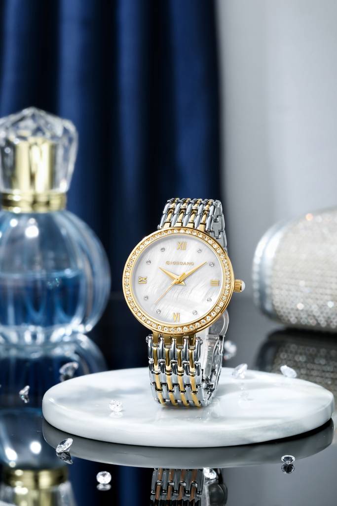 Giordano Analog Watch For Women With Stainless Steel Strap And Crystal Embellished Bezel, Roman Numerals - A2060 : A2060-55