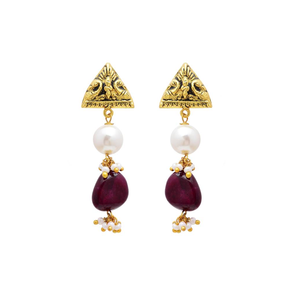 Stud With Hagging Pear And Semi Precious Drop : 3022