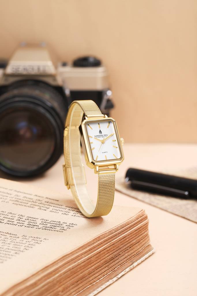 Victoria Collection Analog Quartz Watch For Women With Mesh Strap, Rectangular Metal Case And Mineral Glass : LFW20006-33