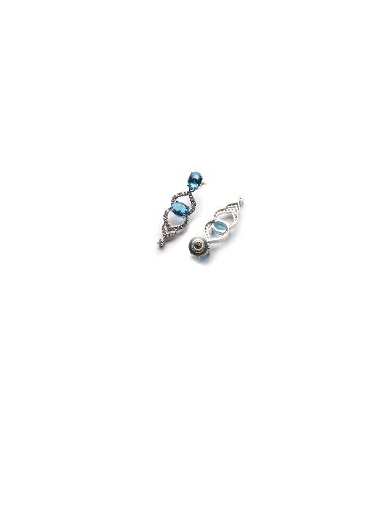 Silver-Plated Sleek Cut Work Cz Ad Necklace : AD126CRYSTALBLUEWHITE