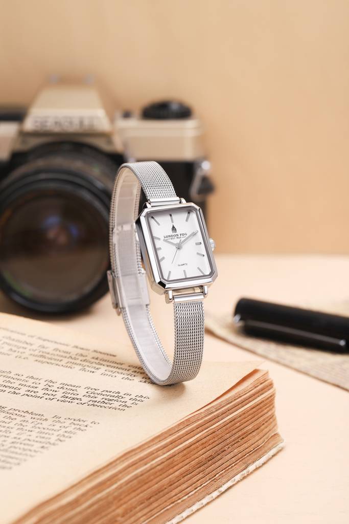 Victoria Collection Analog Quartz Watch For Women With Mesh Strap, Rectangular Metal Case And Mineral Glass : LFW20006-22