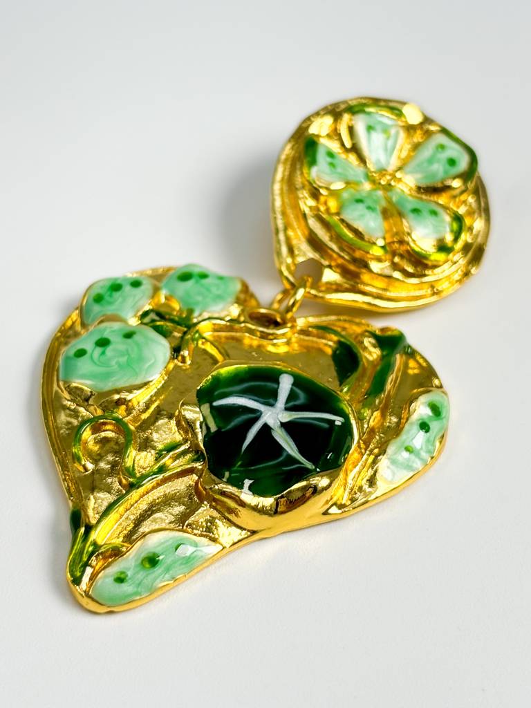 Chic Green Vintage Clip On Earrings : E0039