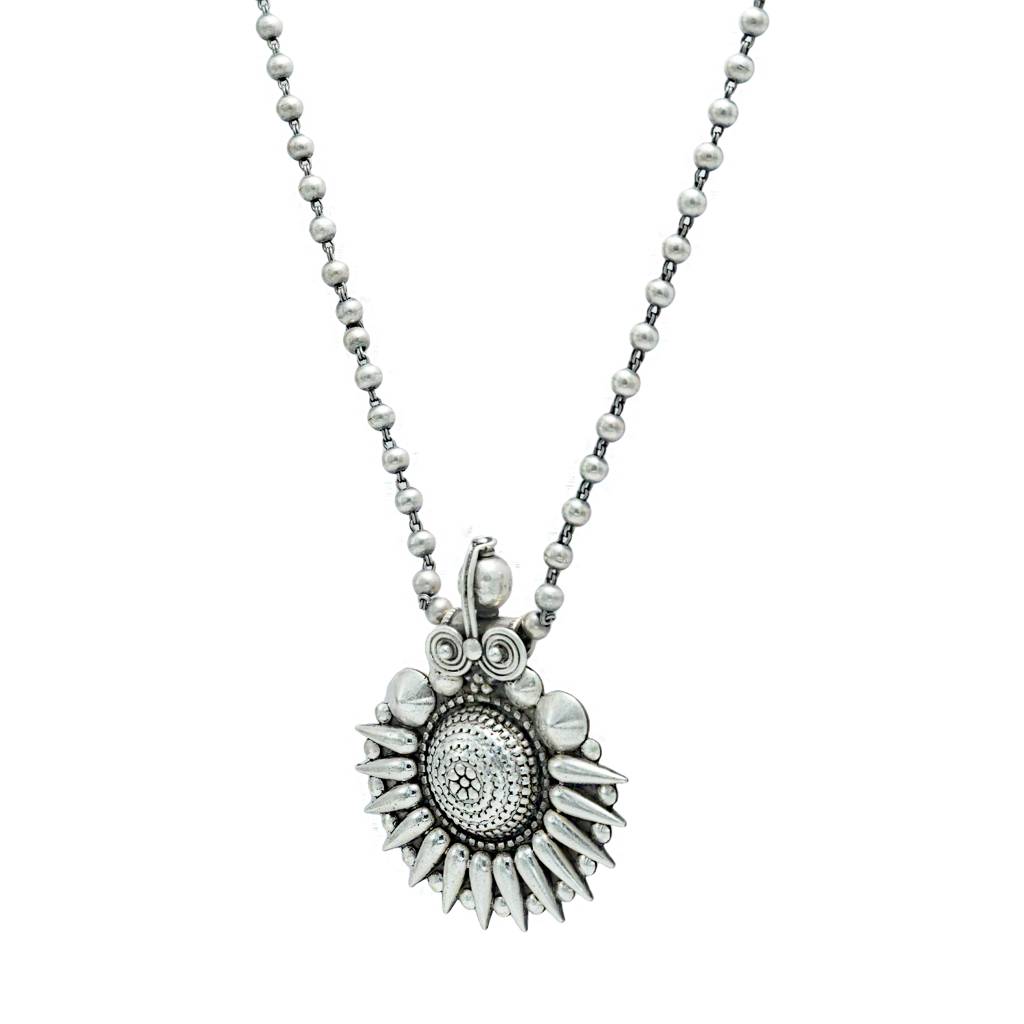 925 Pure Silver Antique Floral Design Necklace | Silver Long Chain Necklace : NL1024A