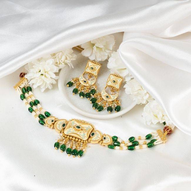 Keira Green Golden Choker Necklace : PA-170