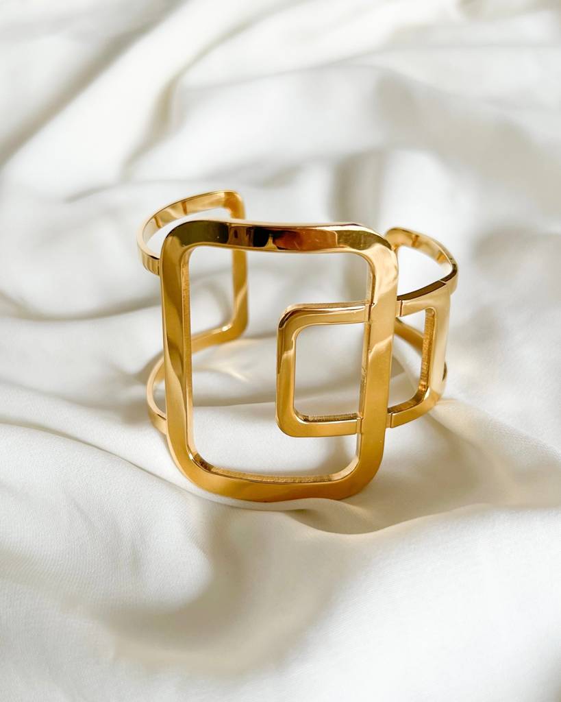 18K Gold Plated Statement Cuff Bracelet, Rue : B18