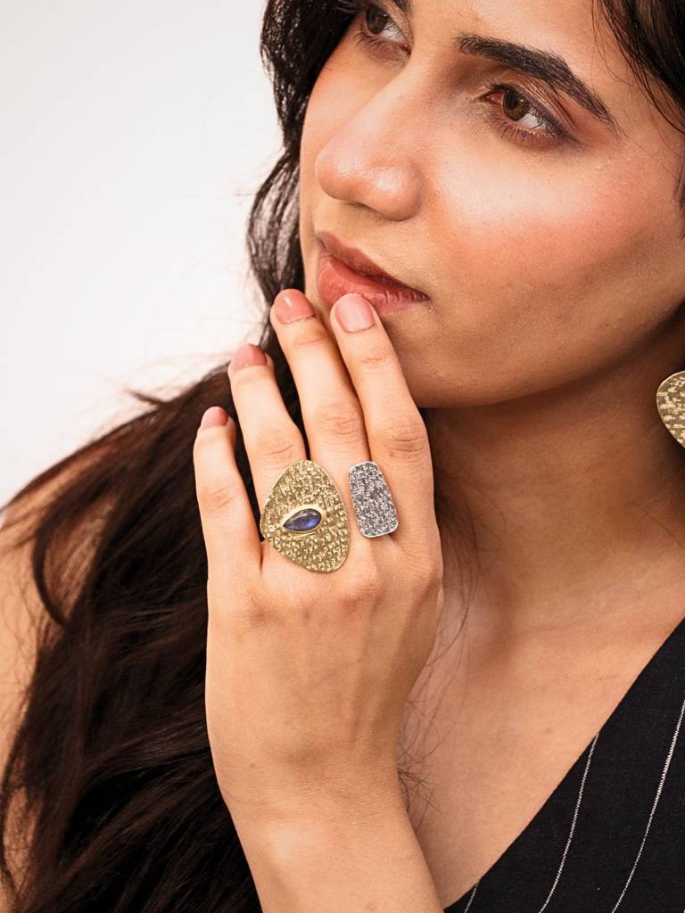 Arushi Dual Tone Adjustable Brass Ring 18K Gold Plated Handmade : BJV064