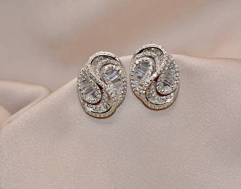 Oval Essence Earrings : 354