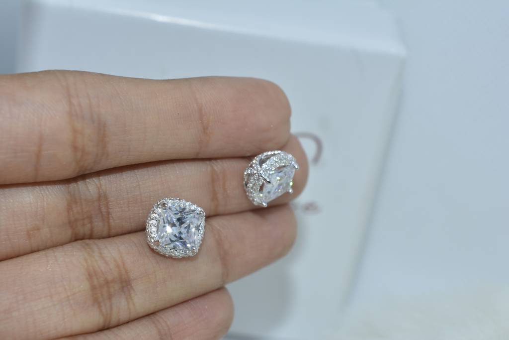 Gemsquare Stud Earrings: Sterling Silver : 356