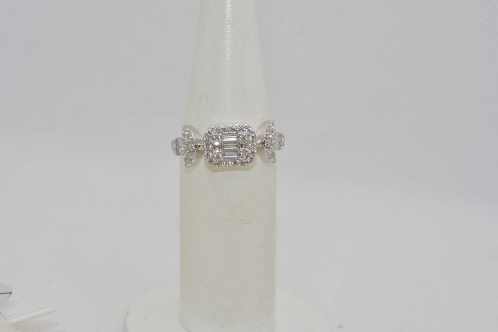 Whitstone Gold Adjustable Ring : 383