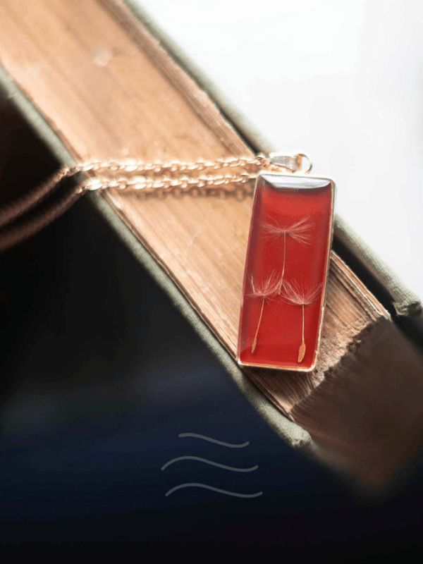 Retro Dreams - Unisex Necklace : LA-DFK-RD-R-01