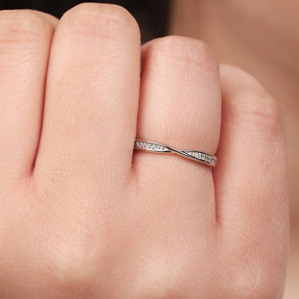 Minimal Rhodium Plated Cz Studded 925 Sterling Silver Women Ring (Adjustable) : RNG-40112