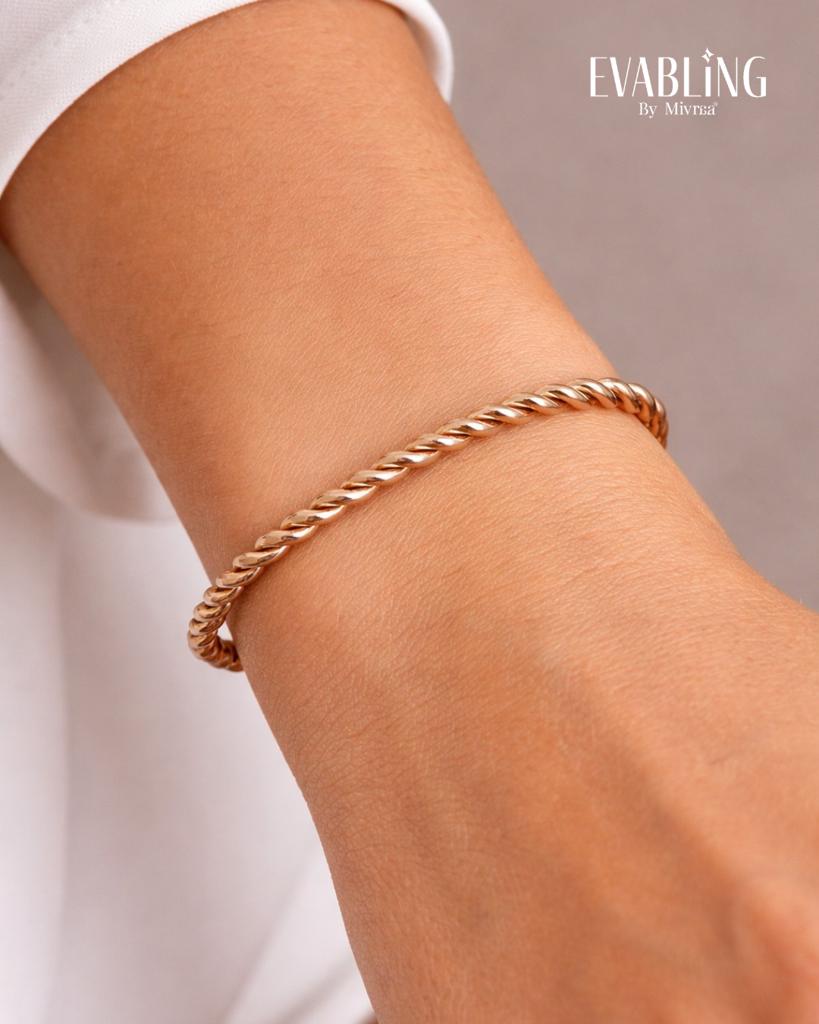 Twisted Cuff Bracelet : EBB3