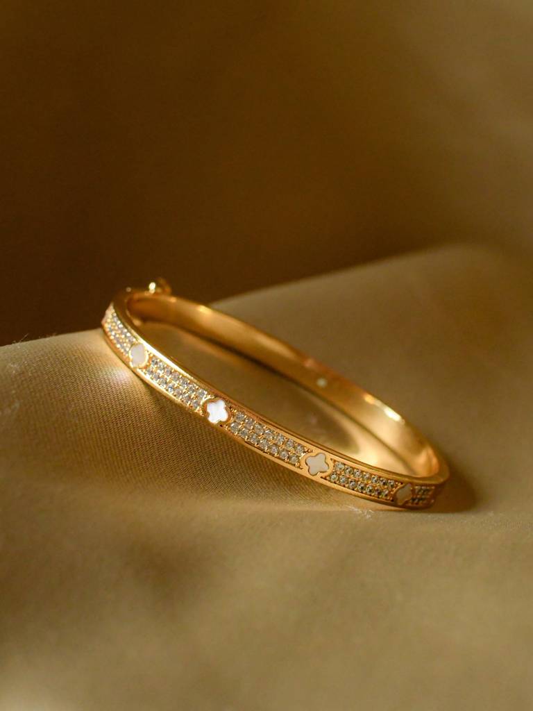 Mop Clover Studded Bracelet Â Elegant Gold Bangle With Mother Of Pearl & Ad Accents : ATB538MCSB