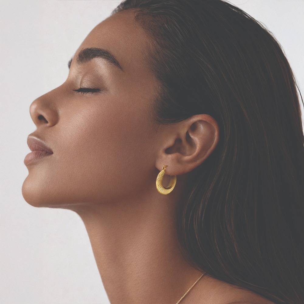 Gold-Toned Textured Hoop Earrings : 100752