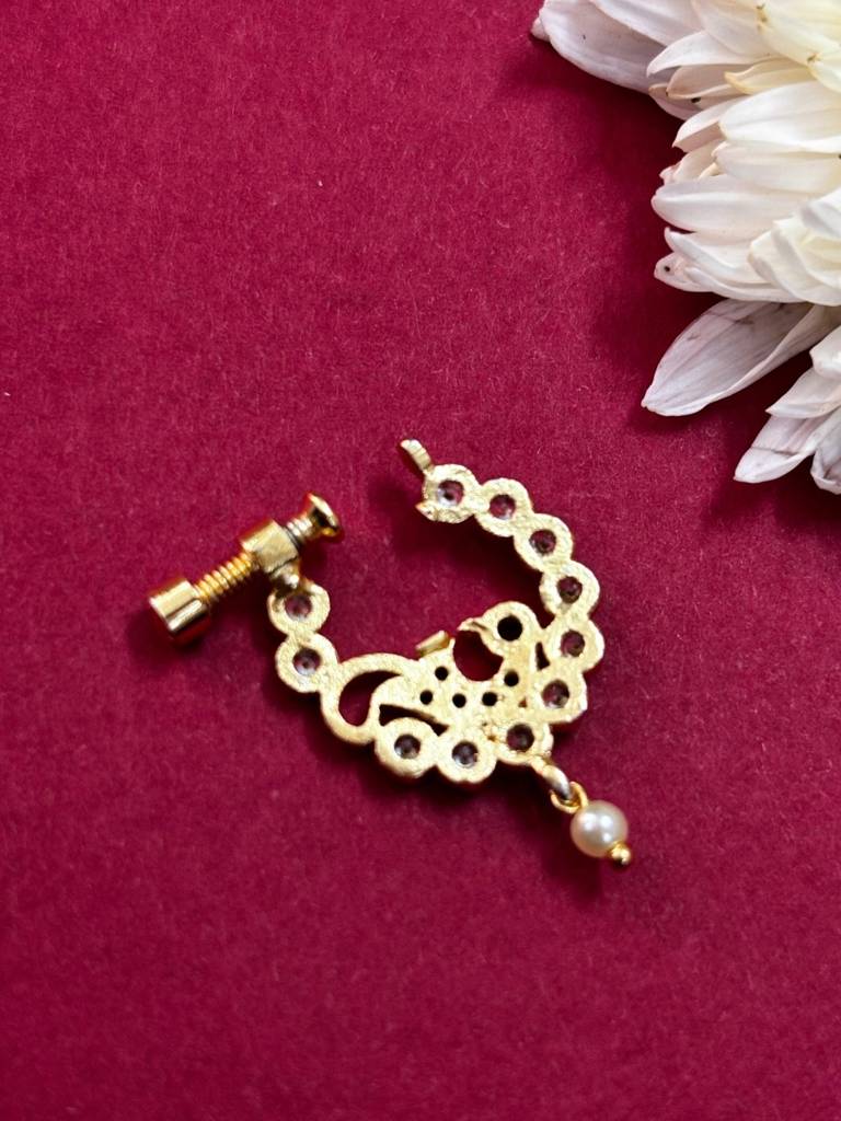 Gold-Plated American Diamond Studded Ring Nosepin : VI25NPAD100007