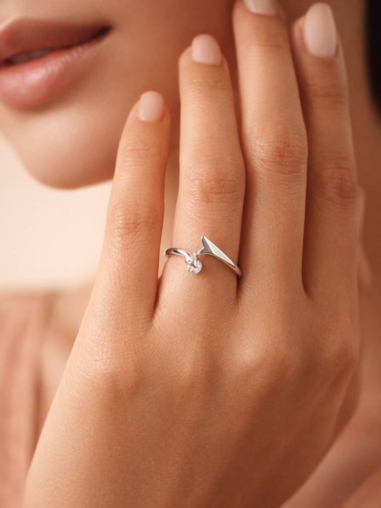 925 Pure Silver Star-Bound Solitaire Rhodium Plated Zircon Ring : LR1342