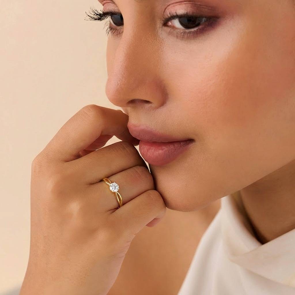 Minimal Solitaire Gold Plated Adjustable Ring : RNG-40435-G