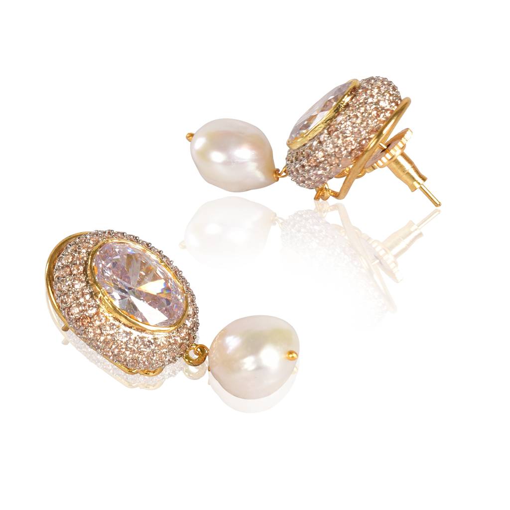 Crystal With Baroque Drop Earrings : IE117