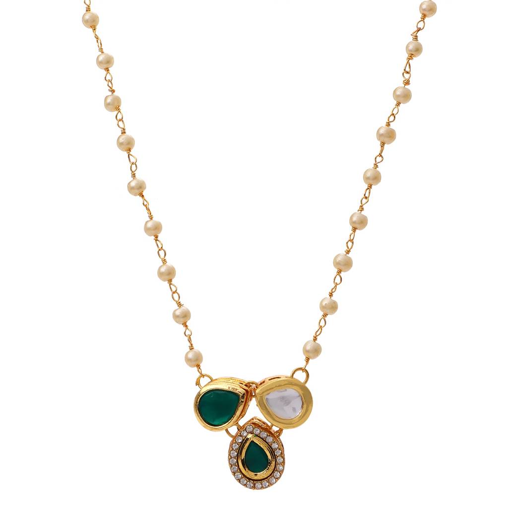 22Kt Gold-Plated 3 Petal Pearl Chain Necklace Set : PE12011