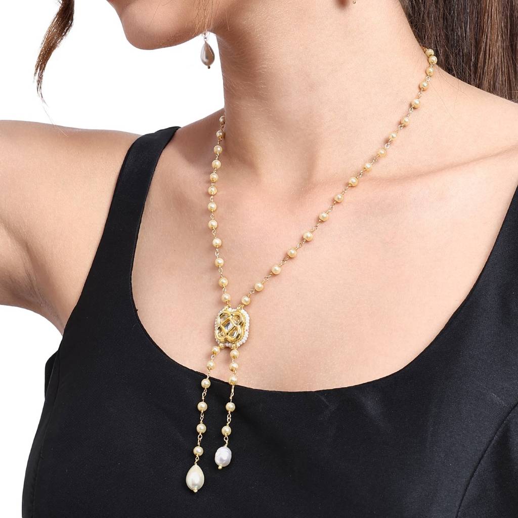 22Kt Gold-Plated Charmed Pearl Chain Necklace Set : PE22015