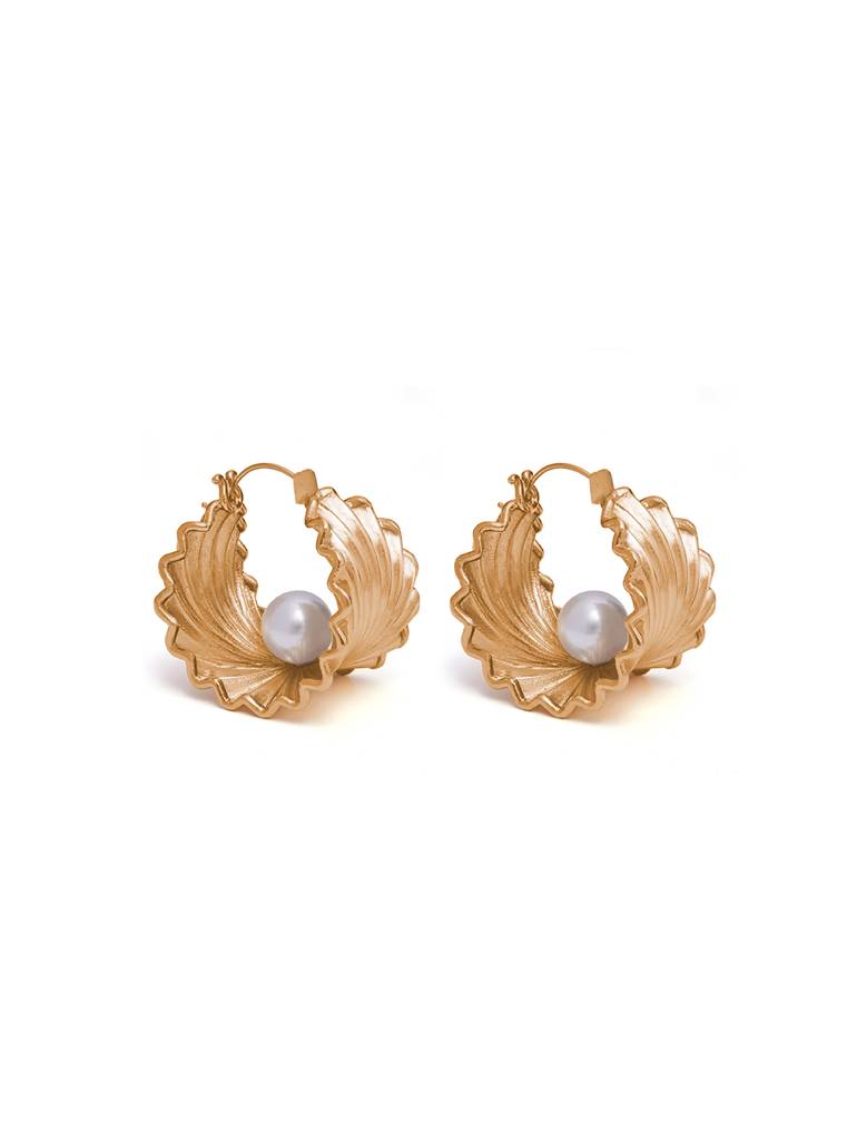 Golden Oyster Hoops : Z15EA