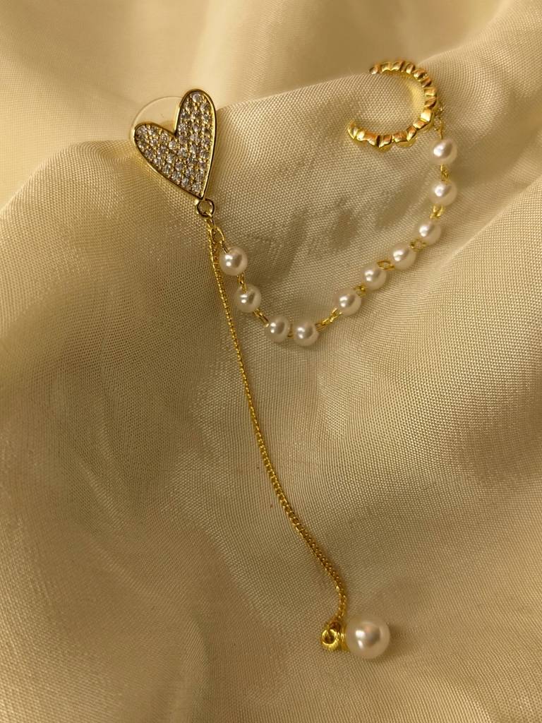 Heart Single Ear Cuff With Pearl Hanging : S925E375HSEP