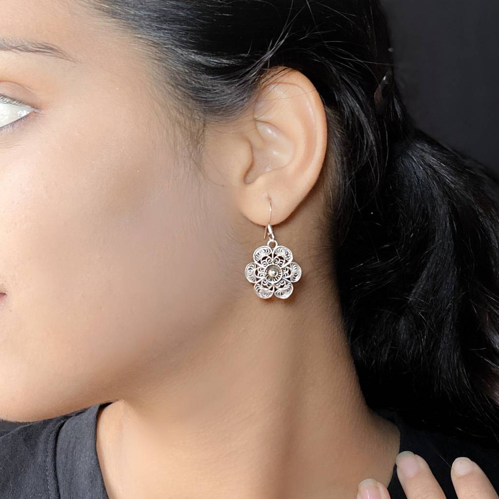 925 Silver Oxidised Silver Filigree Flower Dangles : IS-ER-DP-1128