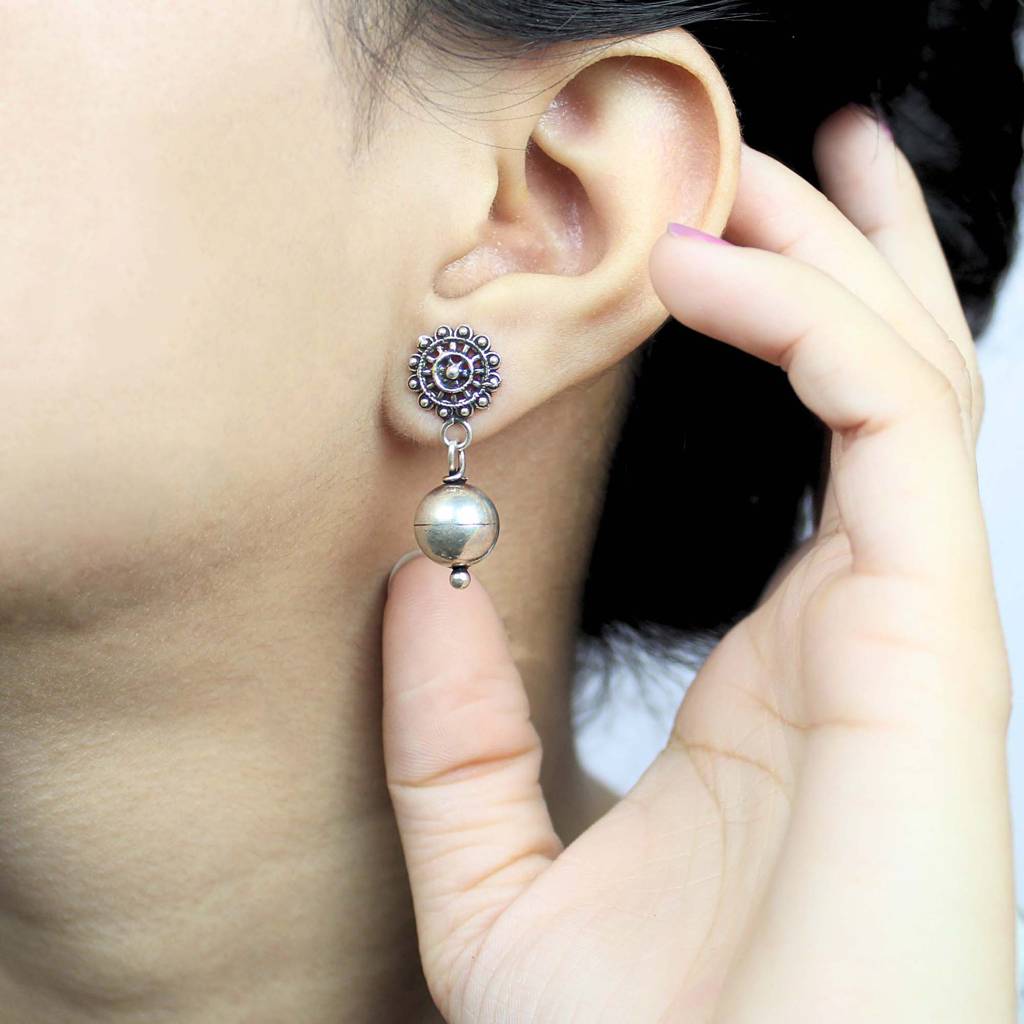 925 Pure Silver Traditional Ethnic Small Studs | Tiny Cute Studs Earrings : TWP1068