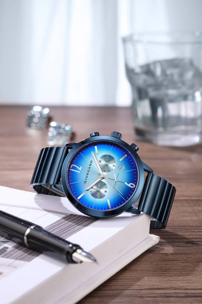 Giordano Analog Chronograph Watch For Men - Stainless Steel Case & Strap| Modern Casual & Formal Wristwatch With : GZ-50153-44