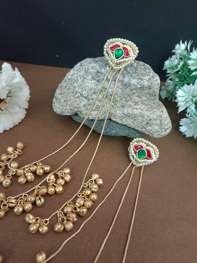 Brass-Plated Pachi Kundan Studded & Beaded Geometric Kashmiri Drop Earrings : VS105320