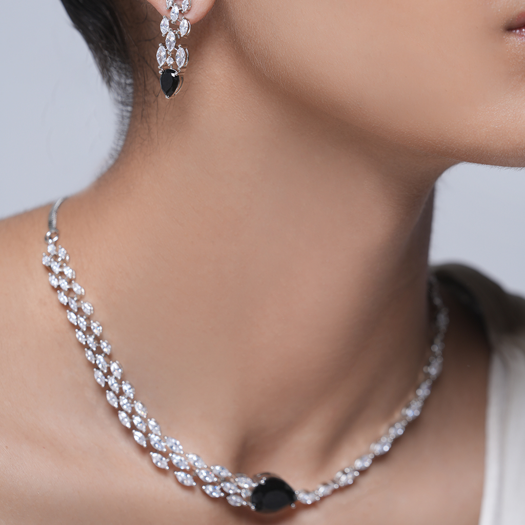 Sleek Single Line Ad Necklace : CAO0183VIH