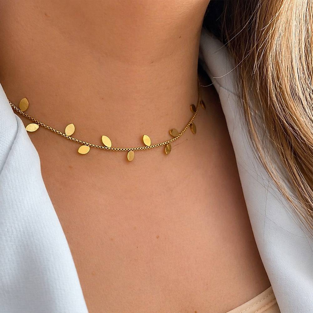 Women 18K Gold-Plated Leaf Charm Delicate Chain Necklace : 101115