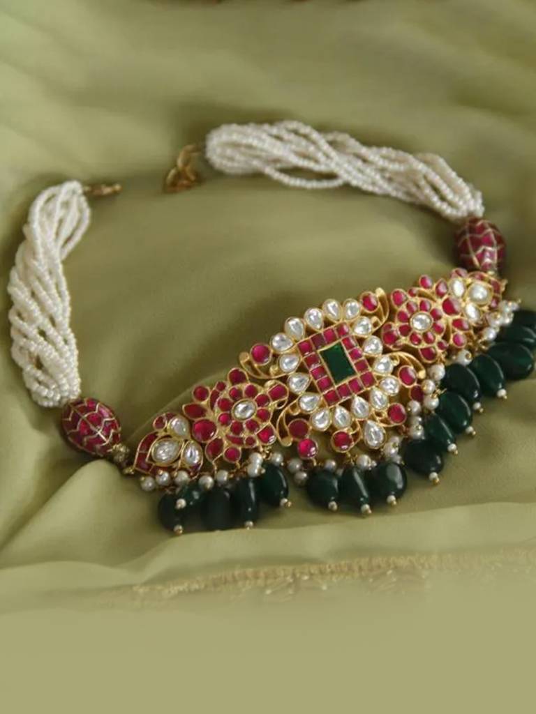 Kundan Jadau Silver Choker : U115SG0100NS0014