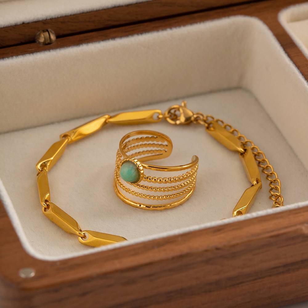 Turquoise Serenity Ring : TurquoiseSerenityRing-JD-RG-FG-05