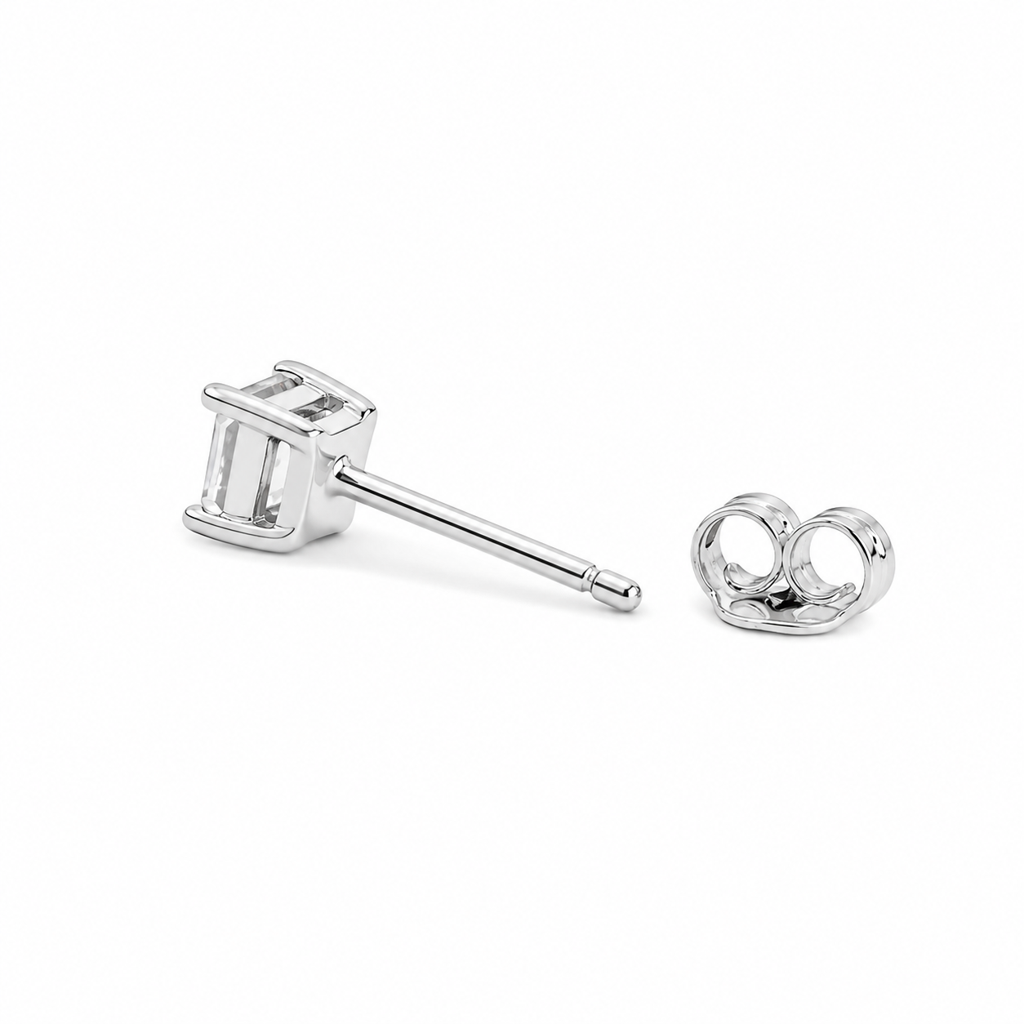 Silver Minimal Luxe Solitaire Studs : WER00052
