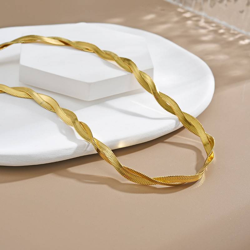 18K Gold Plated 5Mm Twisted Chain Necklace : ATO0624NK004G