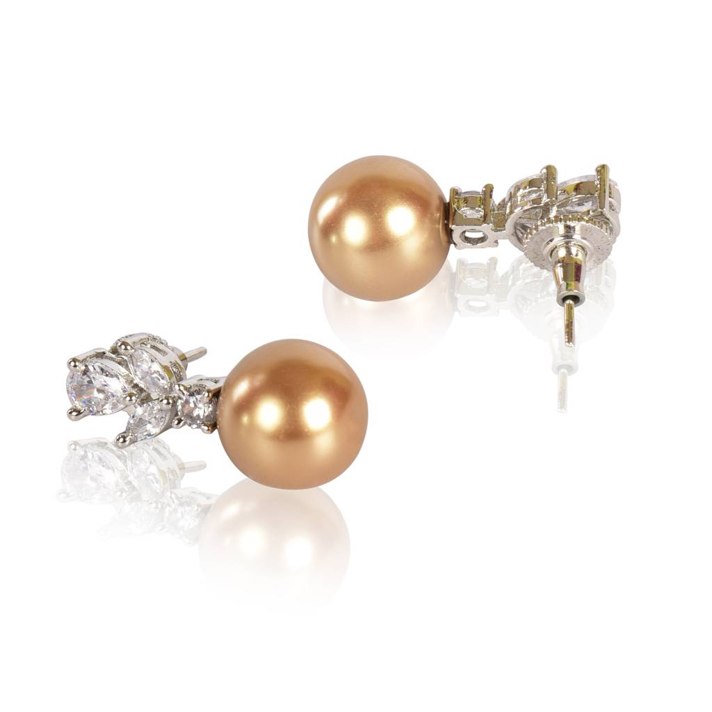 Classic Pearl Earrings : IE1020A