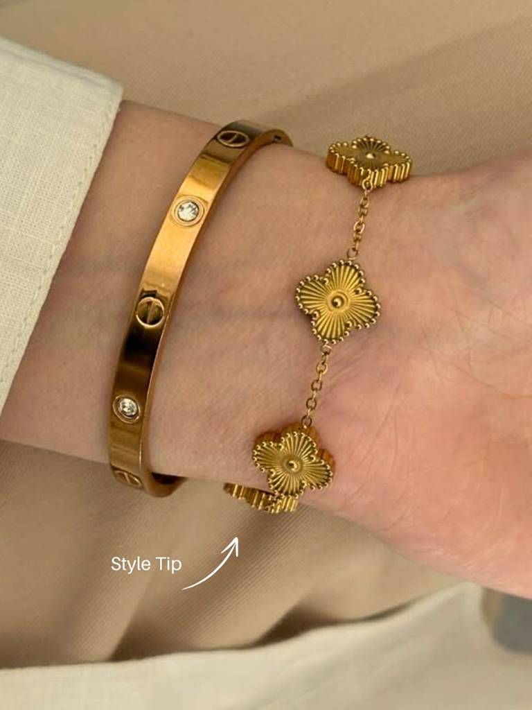 Golden Clover Bracelet : ATCB541GCB