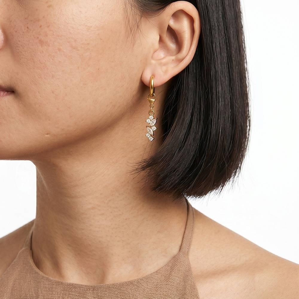 Women 18K Yellow Gold-Plated Cz Stone Cluster Charm : 101182